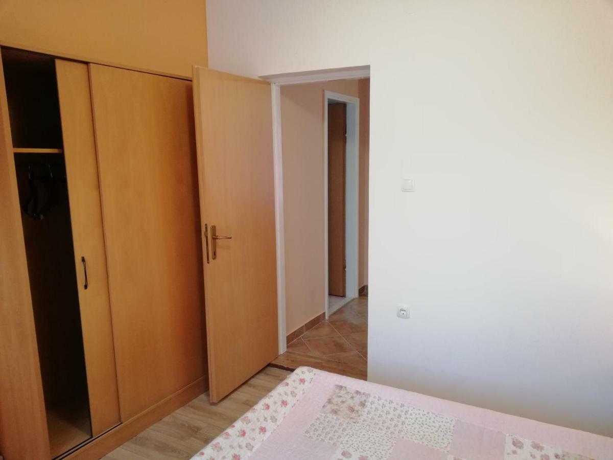 Apartman Ribaric 말리로시니 외부 사진