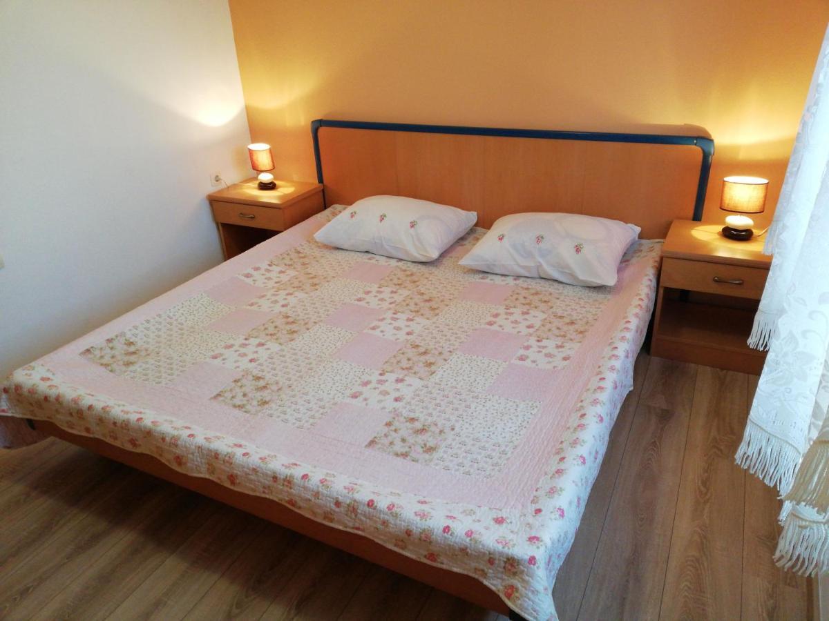 Apartman Ribaric 말리로시니 객실 사진