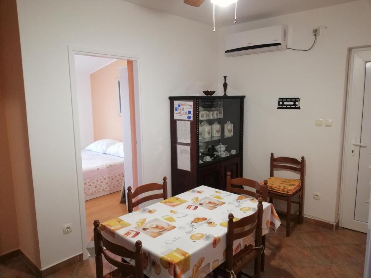 Apartman Ribaric 말리로시니 객실 사진
