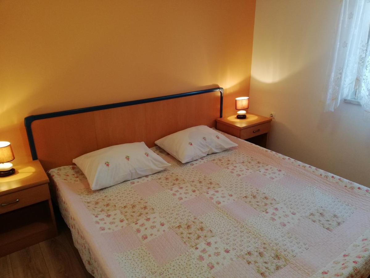 Apartman Ribaric 말리로시니 객실 사진